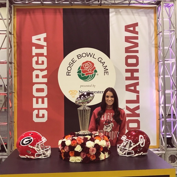 Meet your Posher, Felicia - Picture 6 of 8